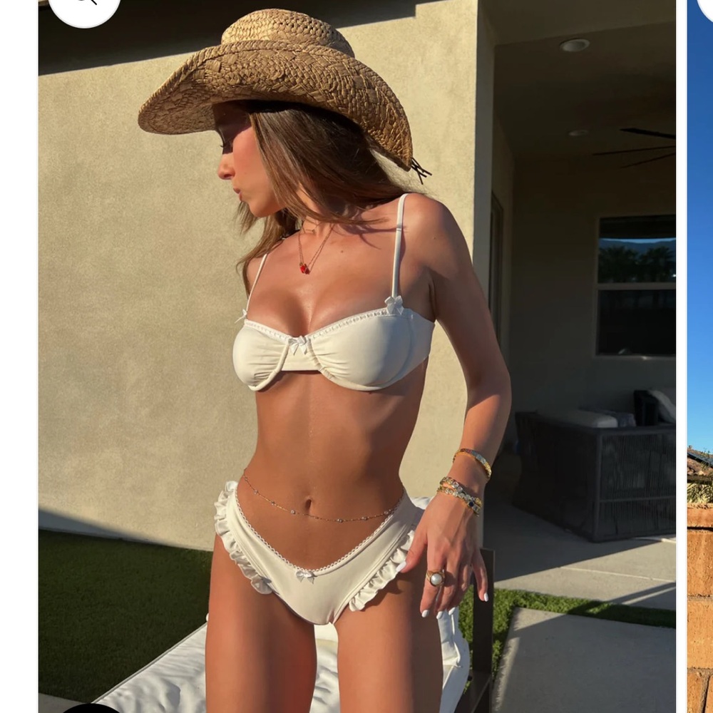 Strawberry Milk Mob Cream Bikini
